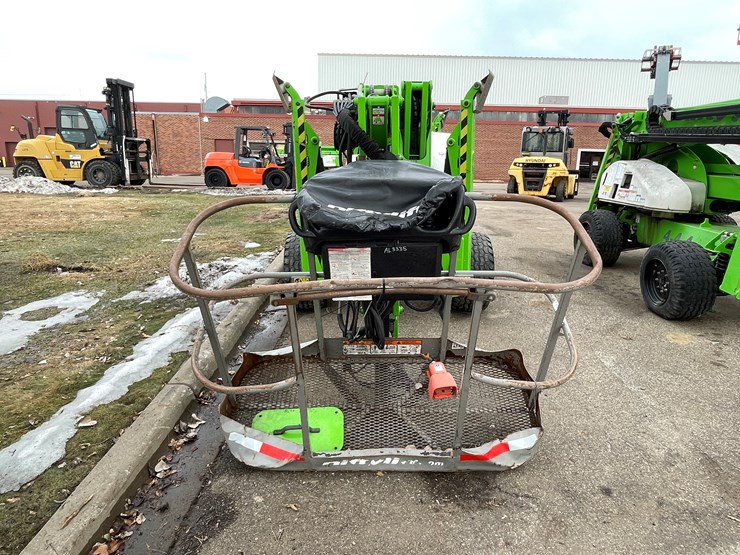 #4222-•-2019-nifty-sd64-4x4x4-telescopic-boom-lift-image-2