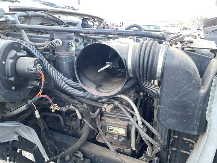 1995-ford-f750-image-7