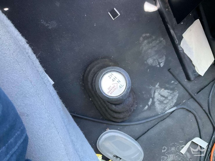 2012-ford-e350-image-19