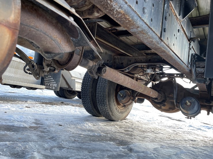 1995-ford-f750-image-14