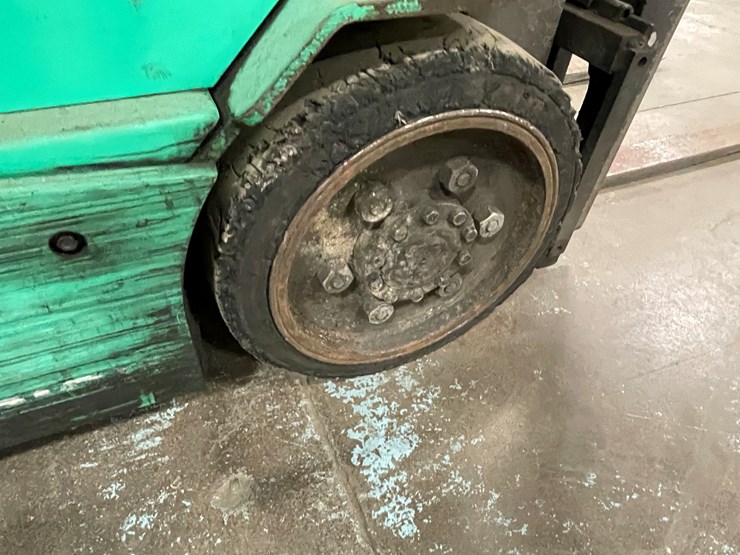 #181-•-2017-mitsubishi-electric-forklift-image-23