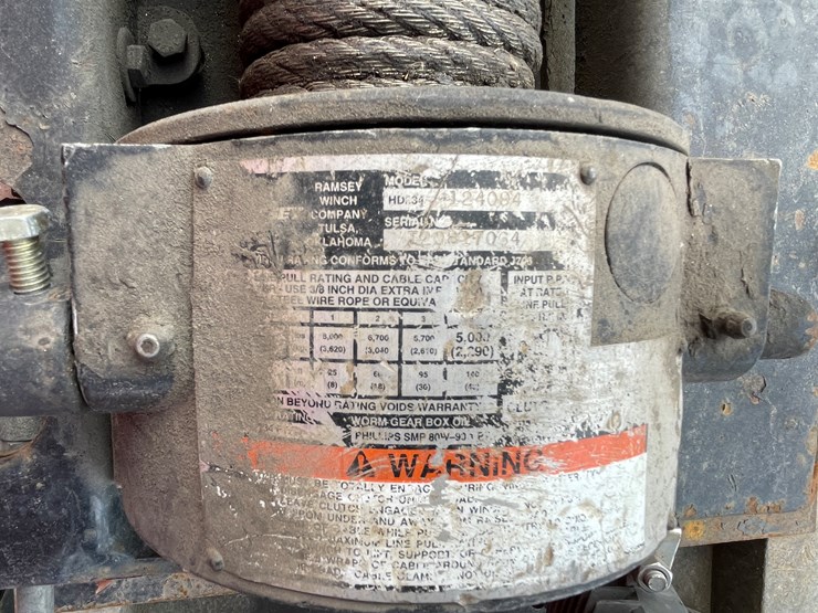 2018-peterbilt-337-image-17