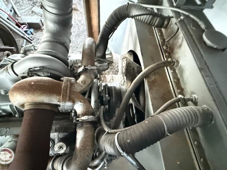 #139-•-425/450-v8-detroit-diesel-92-series-power-unit-image-2