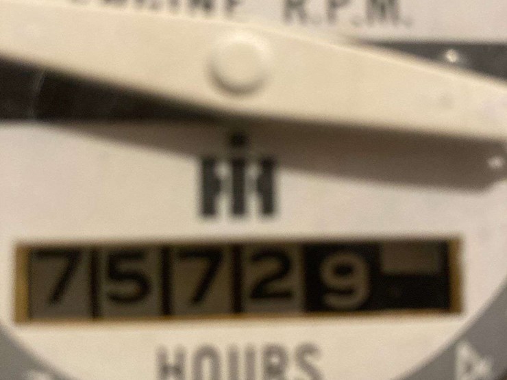 1961-farmall-560-image-16