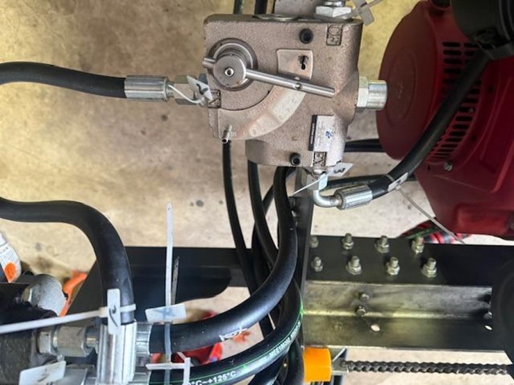 #128-•-2025-jierui-1000-hydraulic-portable-bandmill-image-10