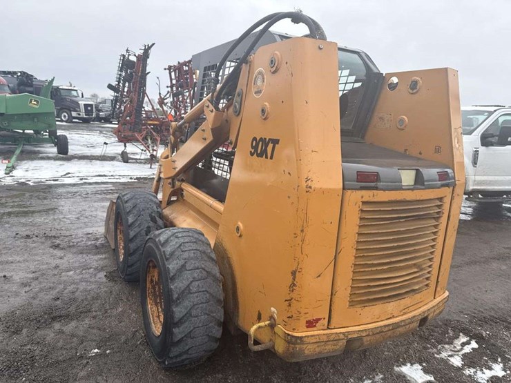 2002-case-90-xt-image-3