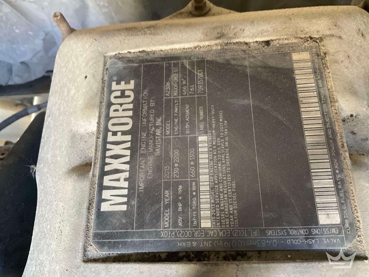 2014-international-durastar-4300-image-11