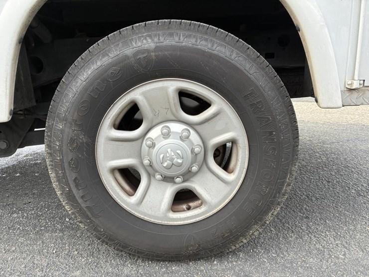 2018-dodge-2500-image-5