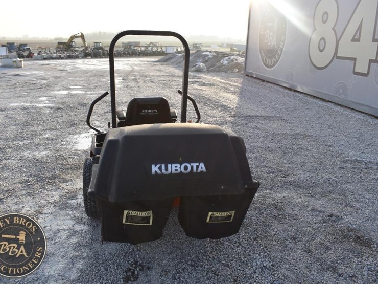 kubota-z122e-image-6