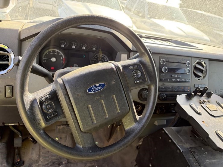 2011-ford-f250-sd-xlt-image-11