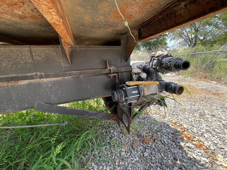 1996-international-a-image-49