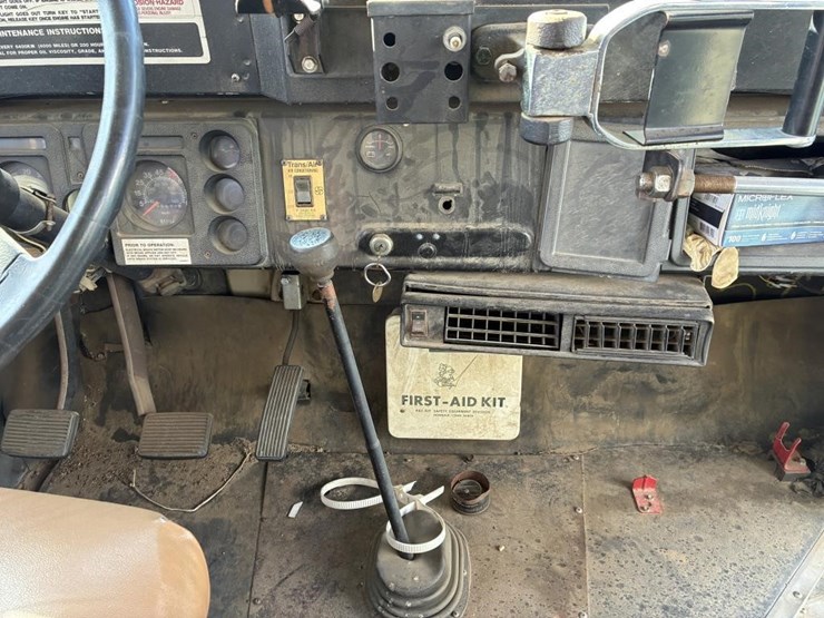 1987-international-s1700-image-12