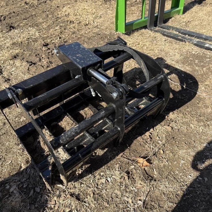 New JMR Mini Skidsteer 38" Grapple