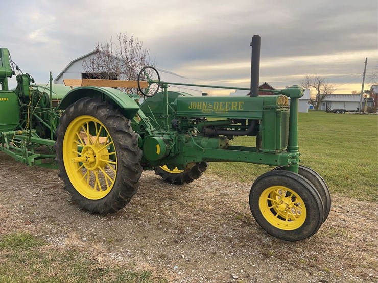 john-deere-model-b-image-6