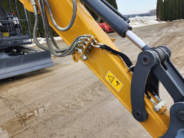 #113-•-2023-xcmg-xe-800-excavator-image-13