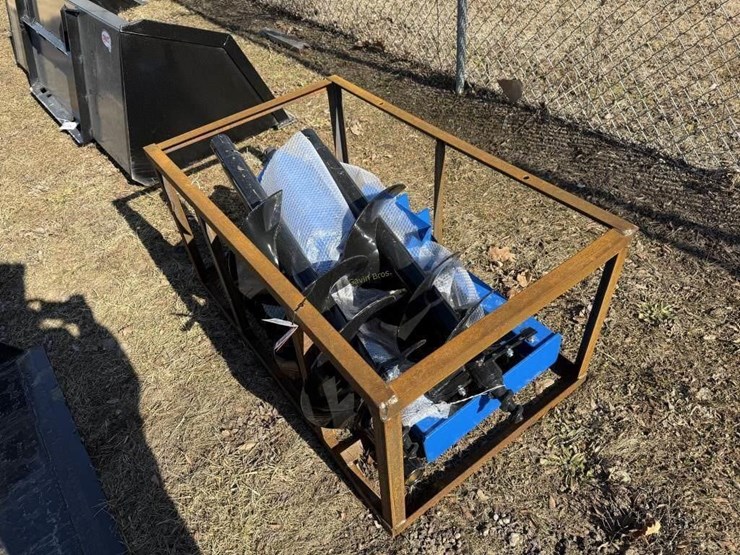 new-agt-universal-attach-post-hole-auger-image-1