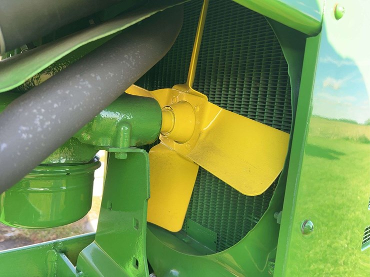 john-deere-model-b-image-22