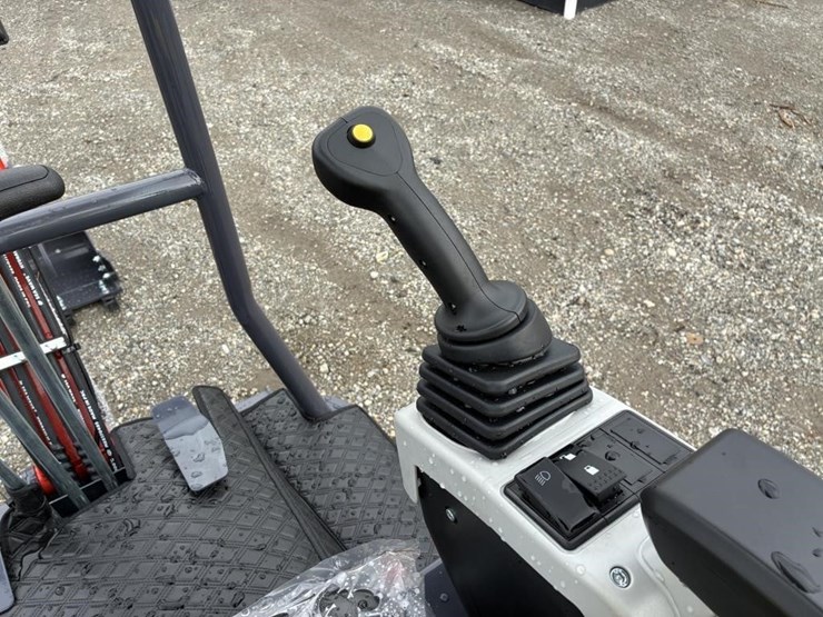 2026-cfg-industry-mx15rx-image-17