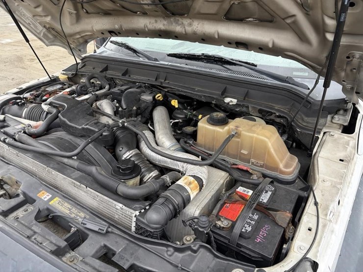 2012-ford-f550-image-7