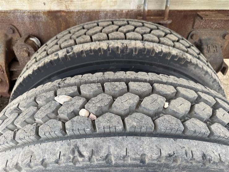 1985-ford-ltl9000-image-54