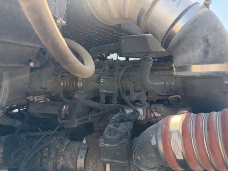 2024-kenworth-t880-image-73