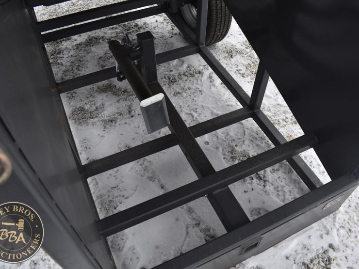 easy-man-livestock-chute-38999-image-17