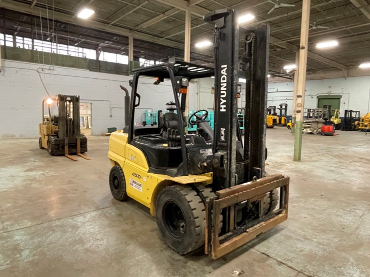 #161-•-2016-hyundai-45d-9-diesel-forklift-image-3