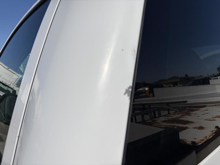 2011-chevrolet-2500-image-38