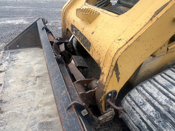 caterpillar-297c-image-11