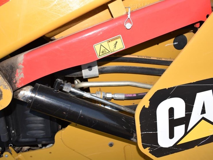 2019-caterpillar-272d2-image-15