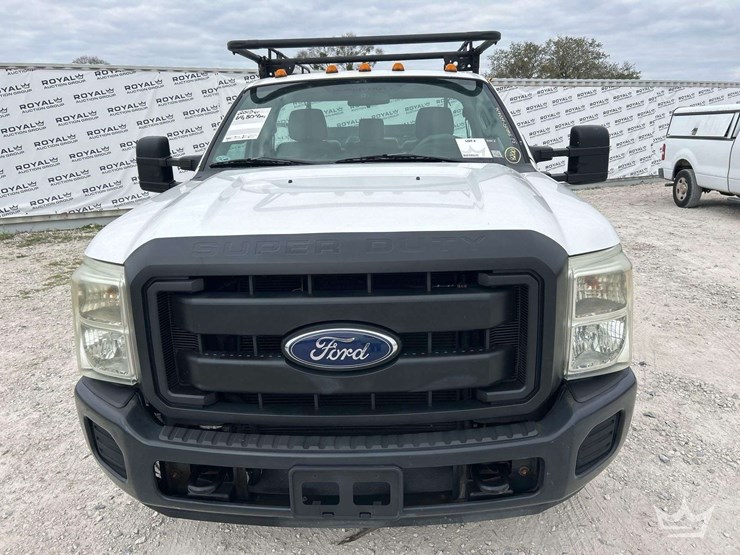 2013-ford-f350-image-23