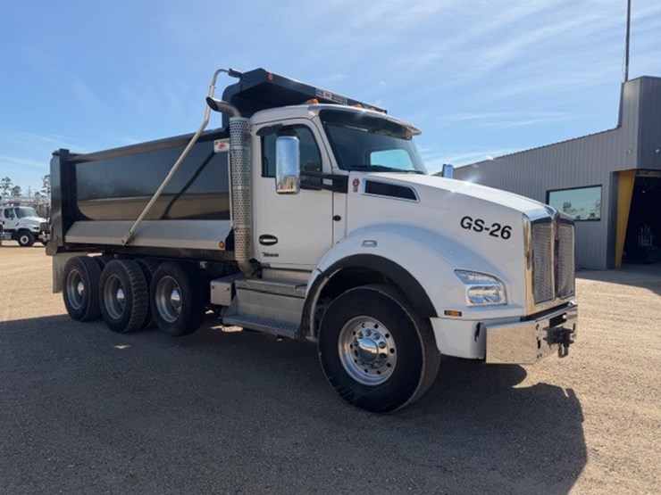 2024-kenworth-t880-image-2