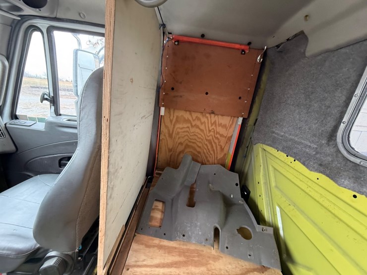 2012-international-durastar-4300-image-34