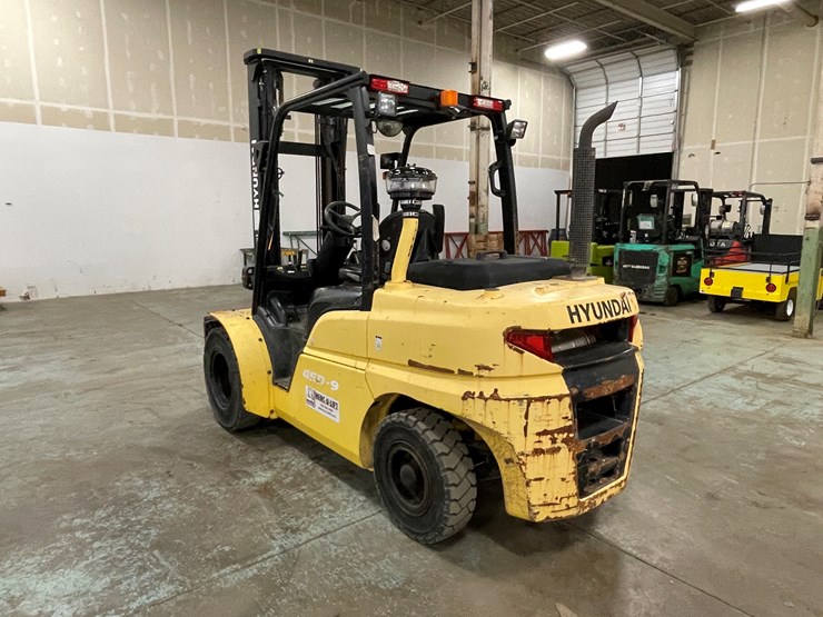 #161-•-2016-hyundai-45d-9-diesel-forklift-image-7