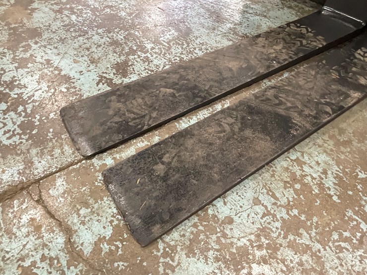 2012-caterpillar-p10000-image-10