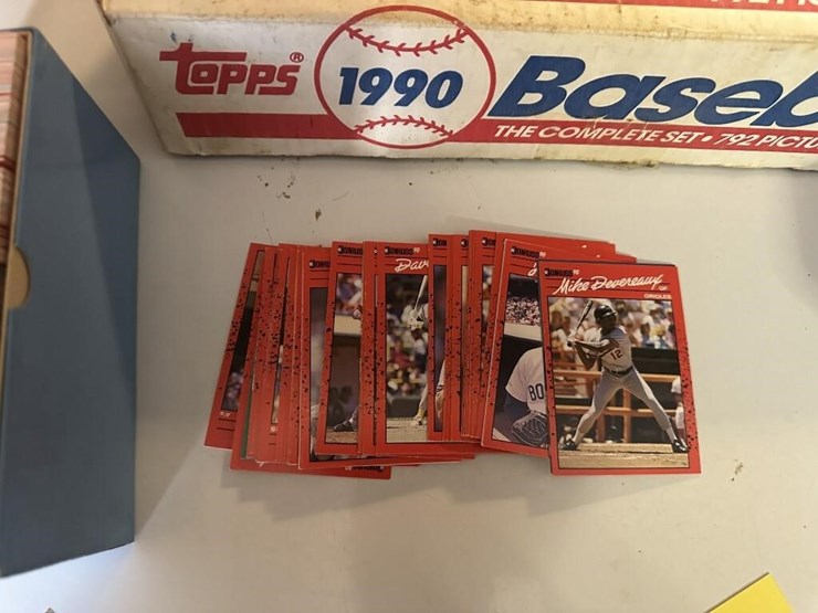 vintage-pro-baseball-card-collection-image-3