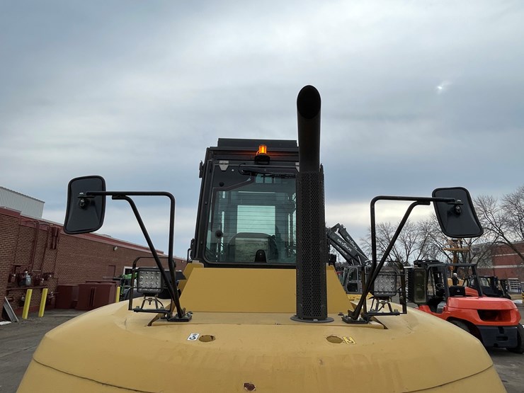 2018-caterpillar-dp135-image-26