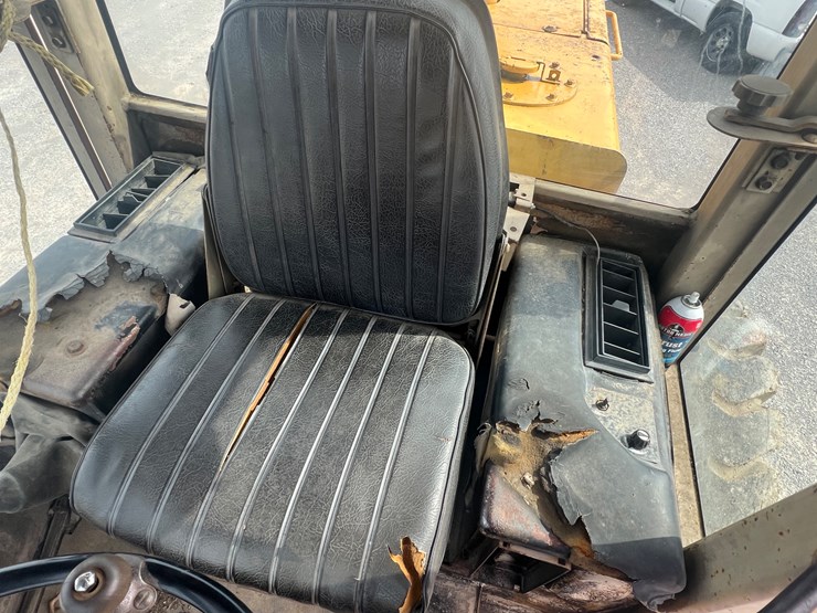 1992-john-deere-644-image-25