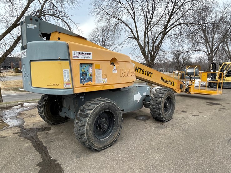 #152-•-2015-haulotte-ht61rt-4x4-telescopic-boom-lift-image-5