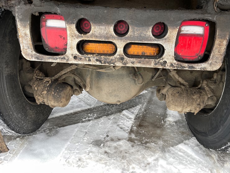 2018-kenworth-t880-image-13