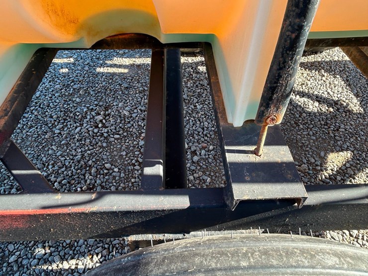 adams-nurse-trailer-tank-image-13