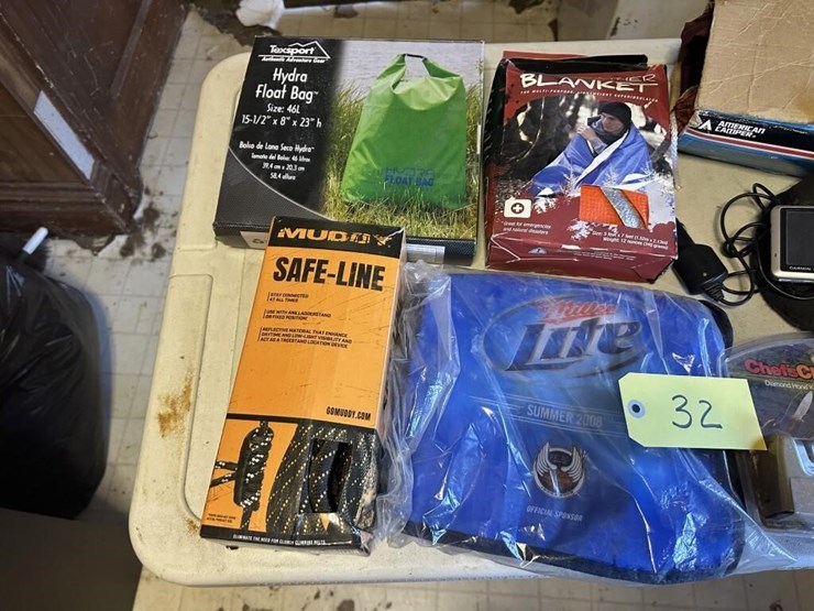 misc.-outdoor-&-camping-supplies-image-2