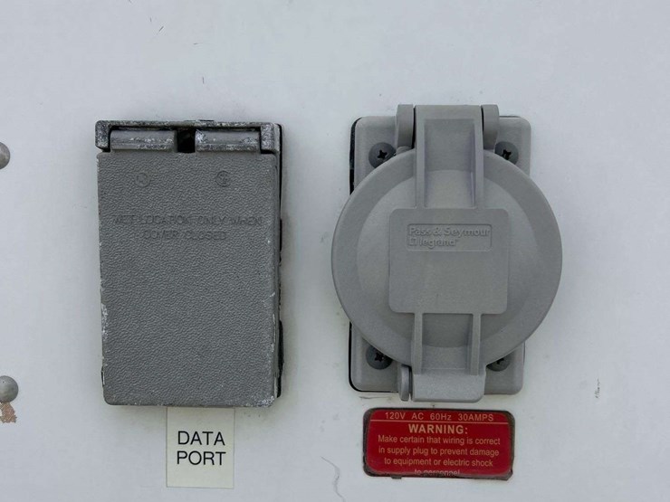 2012-ford-e450-image-64