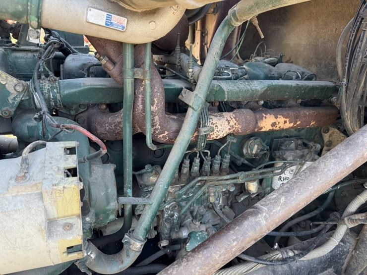 1990-white-gmc-autocar-dump-truck-image-13