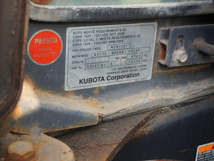 2017-kubota-3800-image-54