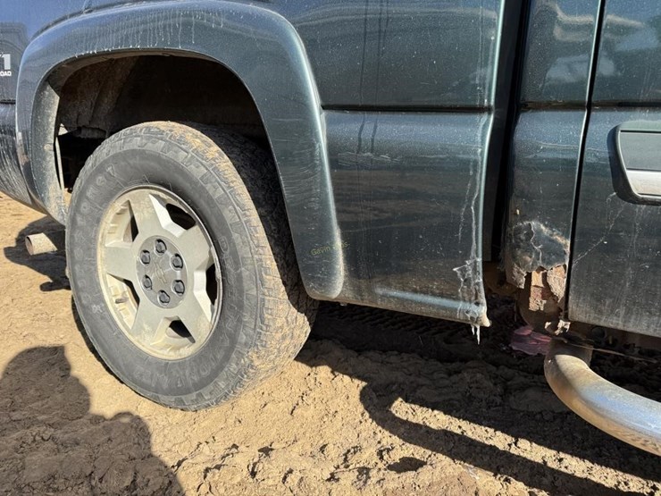 2005-chevrolet-1500-image-4