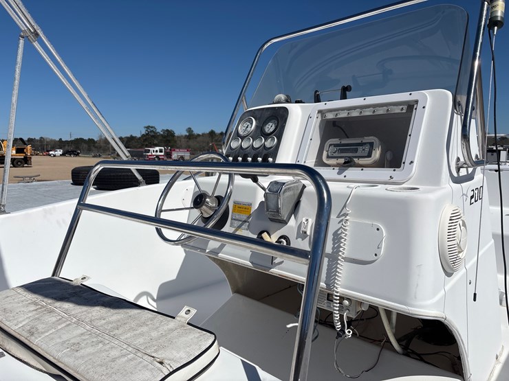 #1415-•-1999-proline-boat-image-12