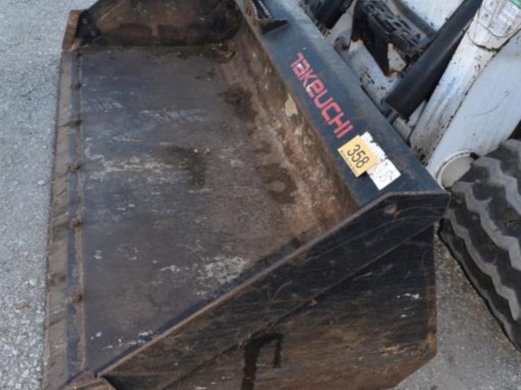 2019-bobcat-t740-image-6