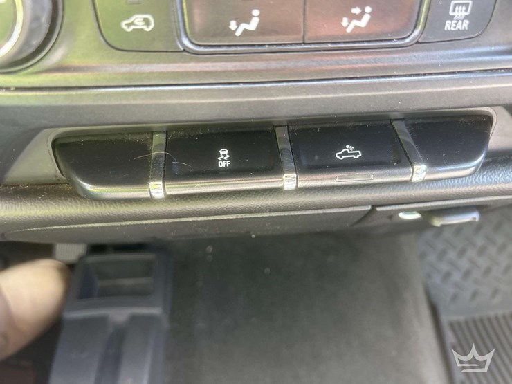 2016-chevrolet-silverado-1500-image-30