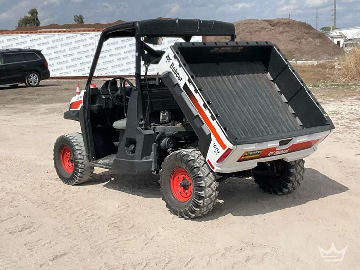 2021-bobcat-uv34-image-4